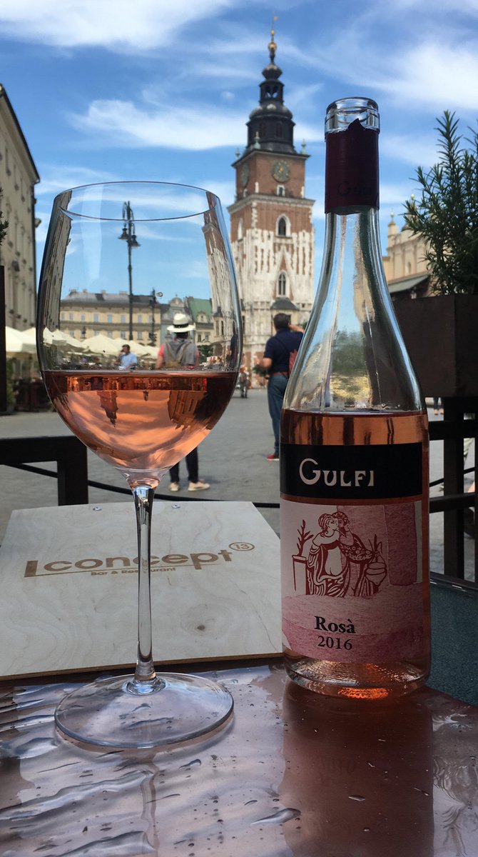 Delicious coffee☕, lunch🍽️, or a glass of wine 🍷? With a view of the Town Hall, Sukiennice we invite you to our garden L concept Bar &amp; Restaurant 13😊 <a href="/ViniGulfi/">Vini Gulfi</a>