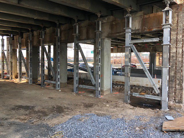 A combination of Mabey's modular MASS 25 light duty propping system and the MAT 125 medium duty propping system is being used to shore an overpass in New York City. This was achieved by using the MAT 125 Props and the MASS 25 Braces to create a two-legged “frame” system.