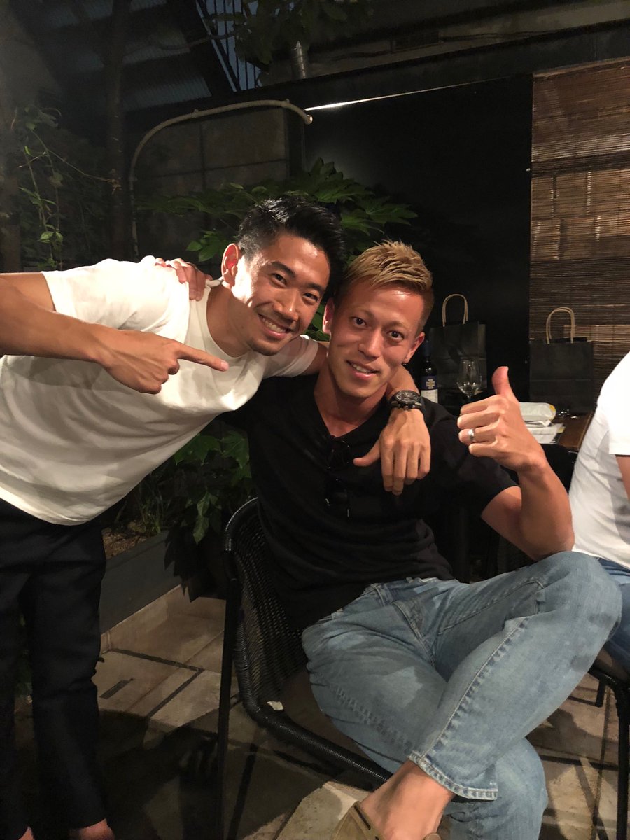 本田圭佑と香川真司の盟友2ショットに反響 泣きそう との声も ライブドアニュース