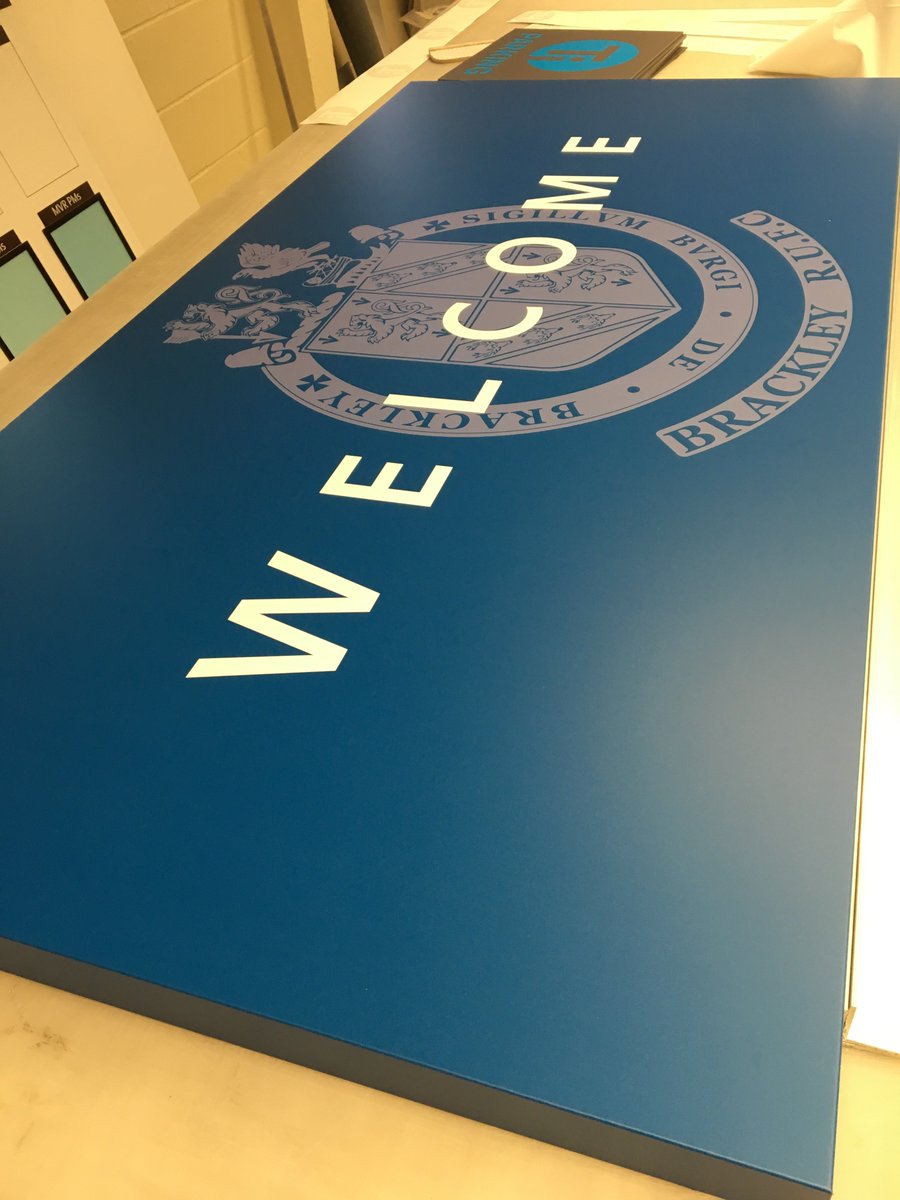 A recent sign tray we have completed for <a href="/BrackleyRUFC/">Brackley Rugby Club</a>. 
#sign #design #rufc