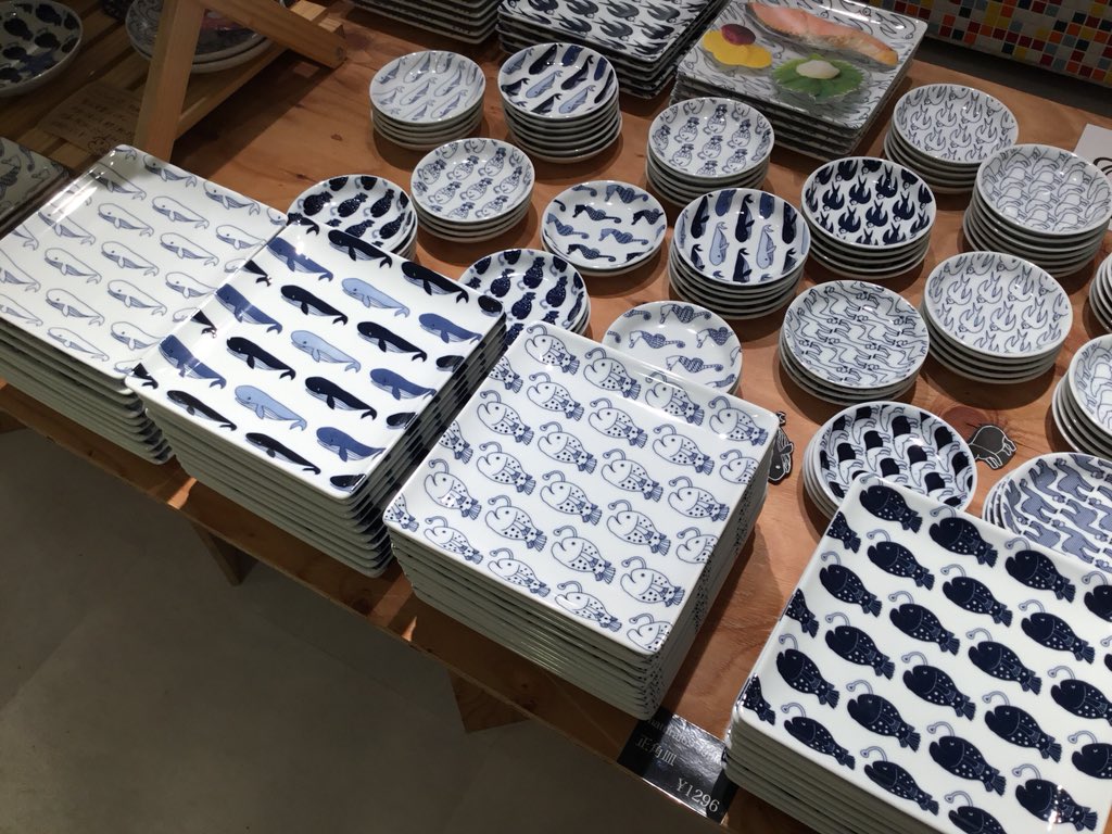 Dotscoppice's tweet photo. 【再入荷】
長崎県波佐見町より
natural69の商品が再入荷しています。
涼しげなお魚たちの柄がオススメです♪ https://t.co/RDAvLGOsRS