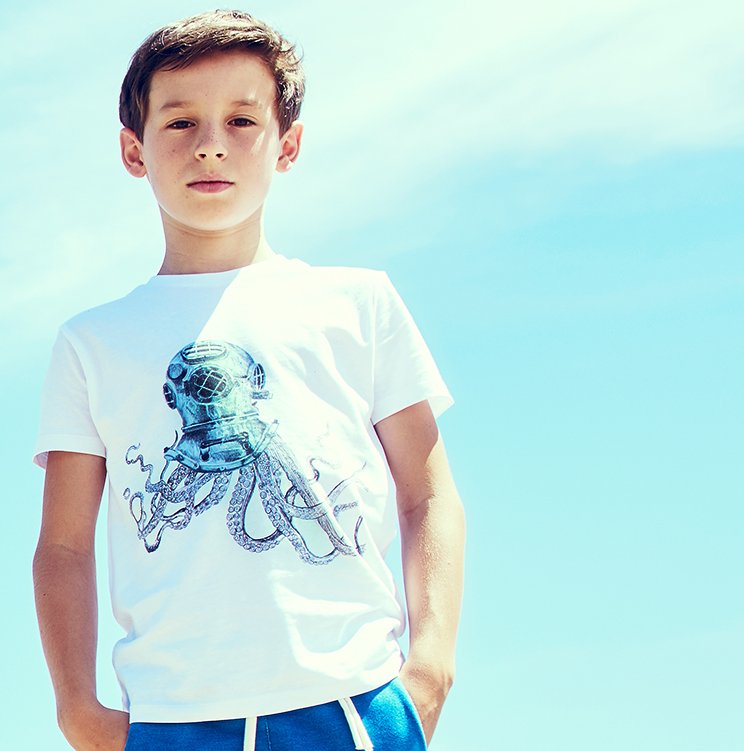 Camiseta MARE NOSTRUM estampado "pulpo". 
Mensaje de la prenda "Con ocho patas tengo muchas más posibilidades de ayudar. ¡Me apunto a limpiar el mar!
Encuéntrala en ➡️ monikako.com
Diseños únicos y divertidos en una moda más humana ❤️ 
#modaconvalores #modaetica