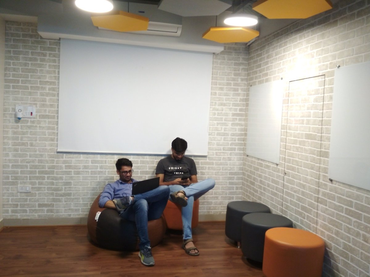cloud_thing's tweet image. This creative space allows our CT Family in India to open their minds, be innovative and agile, solve problems and create solutions #solutioncreators #problemsolvers #agilethinkers #innovation #CTIndia #CTFamily