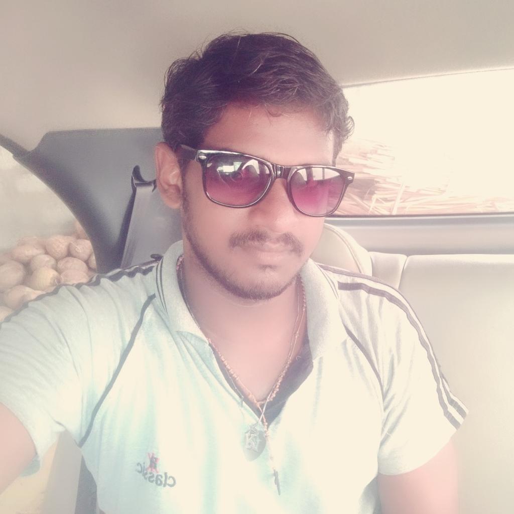 KKManoj's tweet photo. #NewProfilePic https://t.co/CvDc8yOmAR