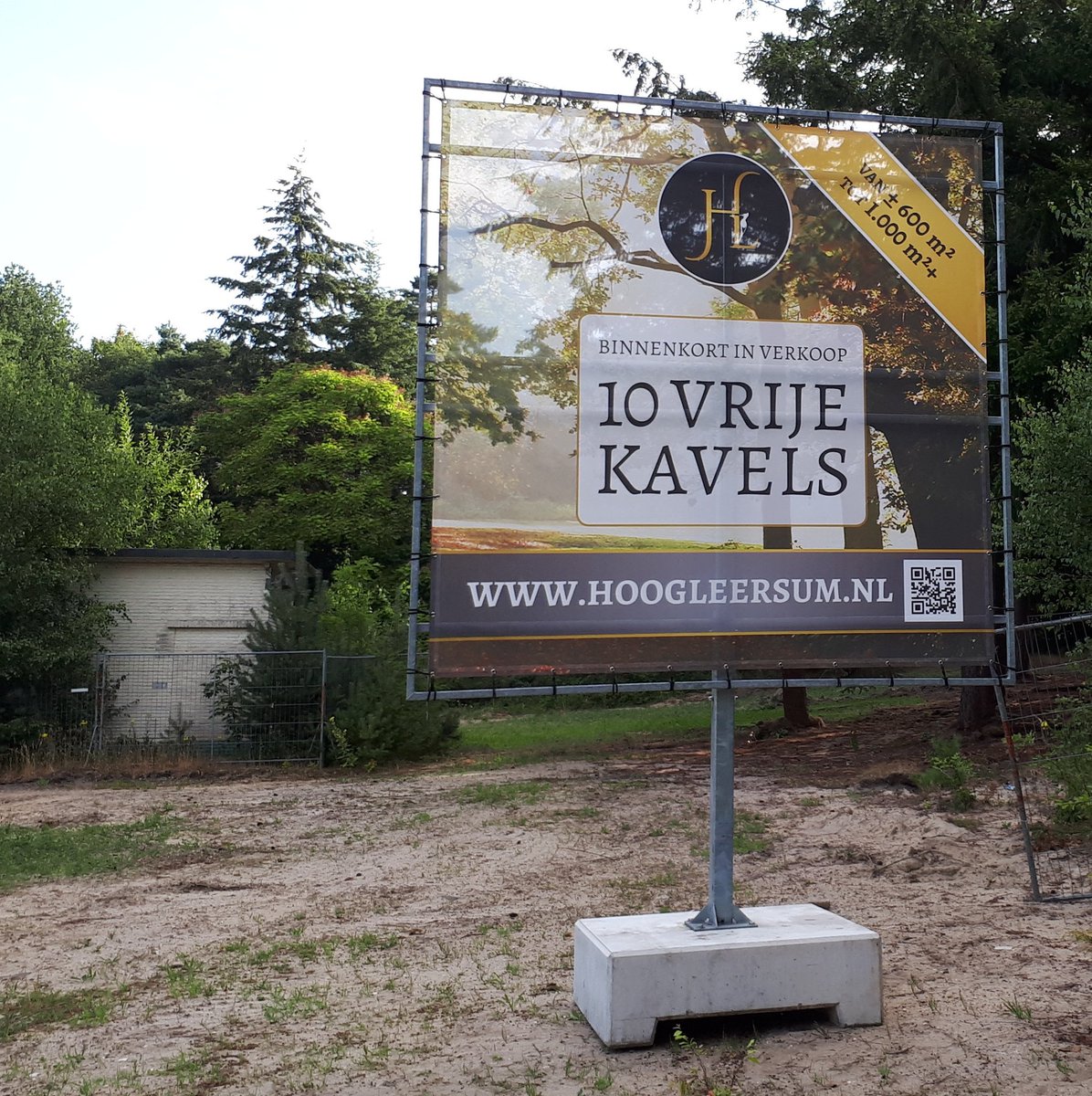 Mijn eerste bouwbord  voor de #vrije #kavels van plan Hoog Leersum! Lekker net vóór de #zomer.