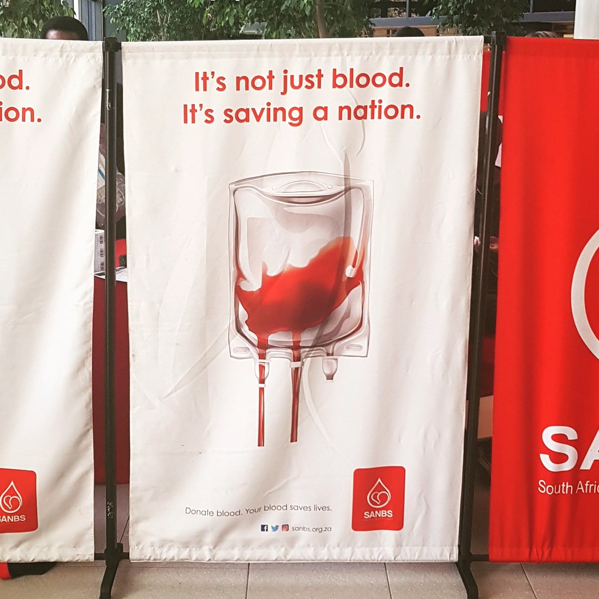 Did you know that every blood donation saves 3 lives? Check out our insta-stories <a href="/MagnaCarta_RM/">Magna Carta</a> to see a step by step on how to give blood. #sanbs
.
.
.
#blooddonation #blooddonor #southafricanbloodservice #givelife