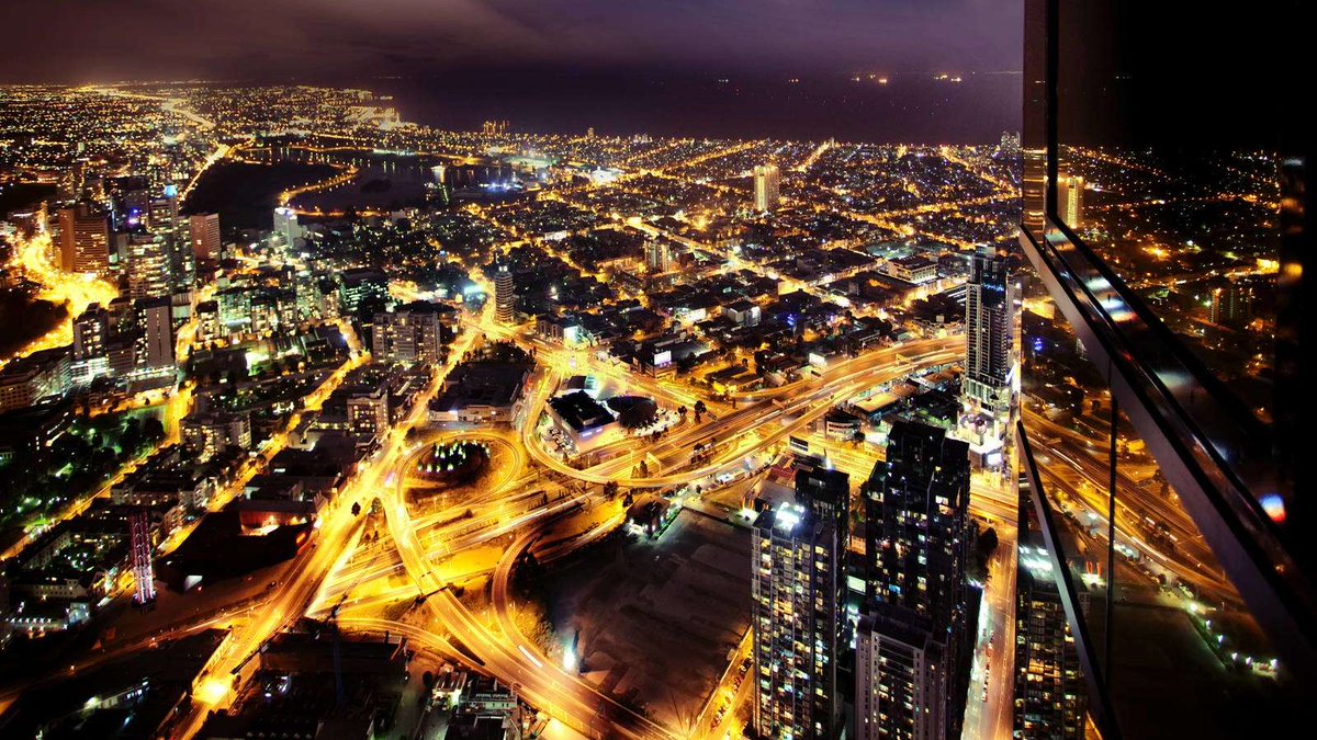 YvonneMuldoon's tweet photo. With technology a growing part of Scotland's economy, and an increased focus on #artificialintellidence a new @PwC_UK report looks at how #AI opens up transformational opportunities for business and society: https://t.co/F98KsDJs1e. #fintech #scotlandAI https://t.co/YMB8ouhl09