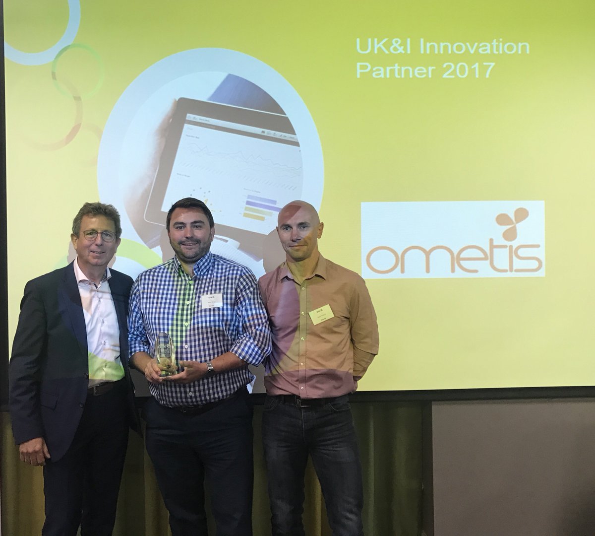 QlikSports's tweet photo. Thank you so much to all our partners for attending our #QlikUKPartners event yesterday! Congratulations to all our winners, including Datatechnology, @CACI_BI and @ometis_ltd! https://t.co/6T5tvaePop