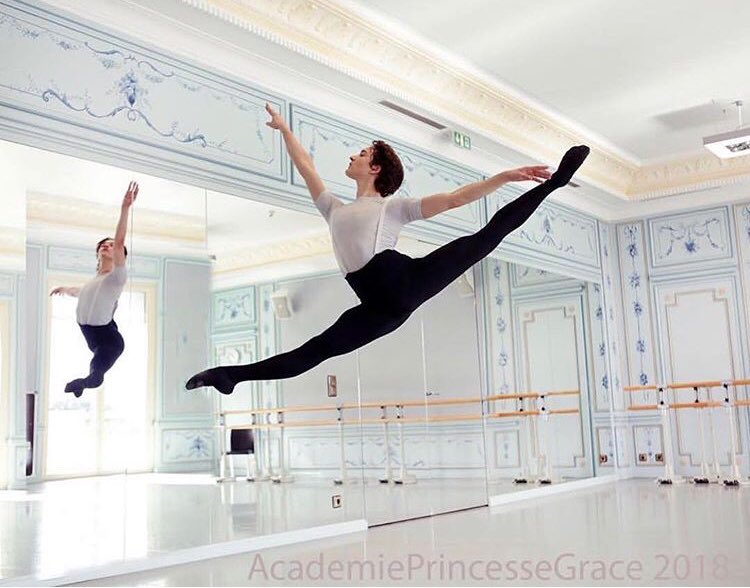 STKballet27's tweet photo. 綺麗すぎる😳 https://t.co/JBsOuahEwS