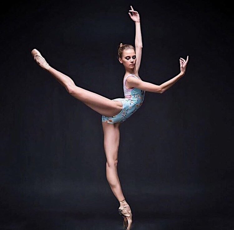 STKballet27's tweet photo. 綺麗すぎる😳 https://t.co/JBsOuahEwS