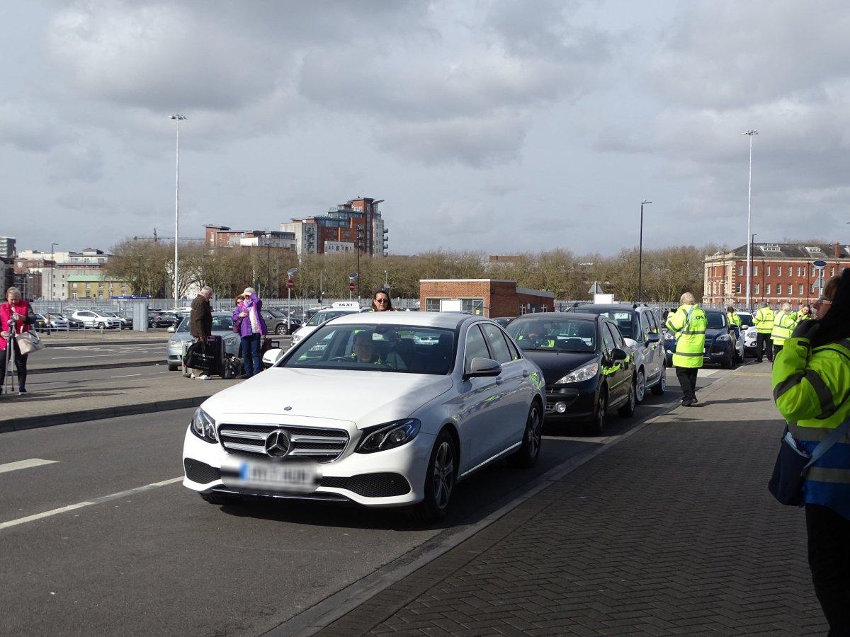 Pathfinder Personnel On Twitter Come And Join The Holiday Buzz