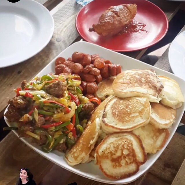 PancakeHubNG's tweet photo. @OgbeniDipo Hi, we are Pancake Hub
We sell #Pancakes with sides/specials for breakfast &amp; brunch
We are located at 17, Jibowu Str. Yaba, Lagos
We also do delivery within/around the Yaba environ
Prices differ on menu choices
IG: pancakehub
Web: https://t.co/vePviVg7Un 
#MSMEThursdayWithDipo https://t.co/lDmUE8jiNu