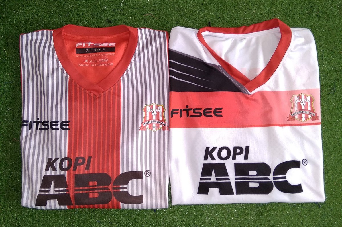 ApparelFits's tweet photo. Ready Stock Official Deltras Sidoarjo Home &amp; Away Liga 3 2018 #Liga3Jatim2018 https://t.co/wGypX7VCM9