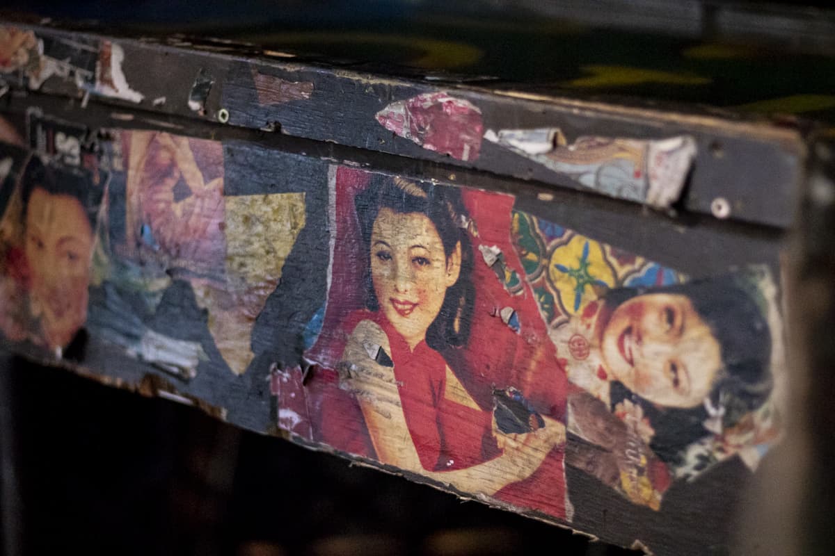 TRPlymouth's tweet photo. "...it is no wonder that such a spectacular show stays with people for a lifetime." Jamie, one of our #TRPBloggers, heads backstage at @MissSaigonUK https://t.co/iyvisrCVHO https://t.co/MZpiSXPUHr
