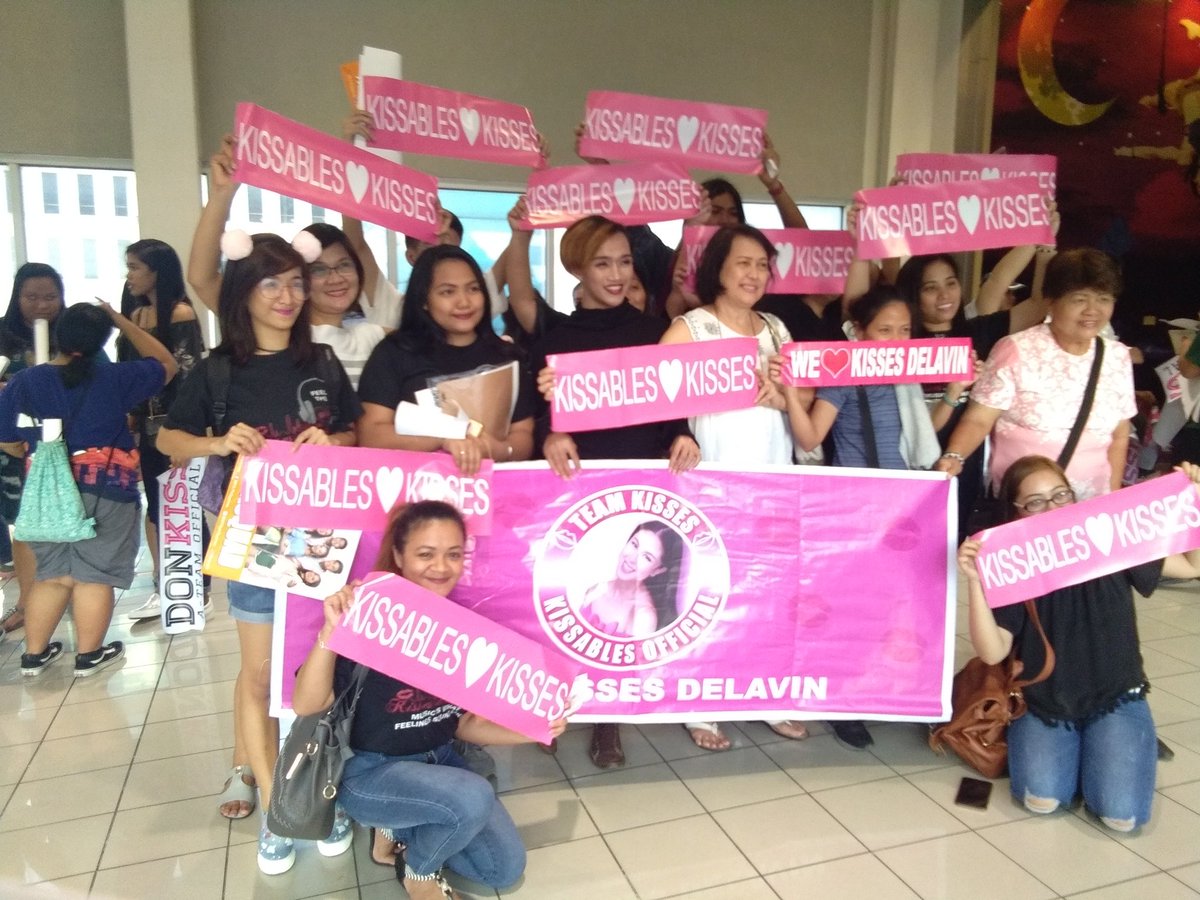TeamKissesOFC's tweet photo. Team Kisses ready to cheer our Ruby in the big screen once again!! 
Myx BS at The Block Cinema 2 :) @DirekJoey
@StarCinema @aikonzert @RegalFilms
@RegalRoselle

WALWAL TuloyPaRin
@delavinkisses
-Glendz https://t.co/RAvysxLb2X