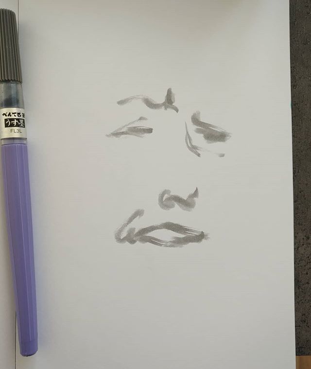 abcxyz_jp's tweet photo. #anonymousfaces
#strangers #sketch #human #face #brush #brushpen #pen #art #contemporaryart #vesivärilehtiö
#ブラシ #アート #顔 #スケッチ #人 #筆ペン
#gray #pentel
#ぺんてる #薄墨 #グレー https://t.co/qW0MA0ueVk https://t.co/go11ugy1gJ