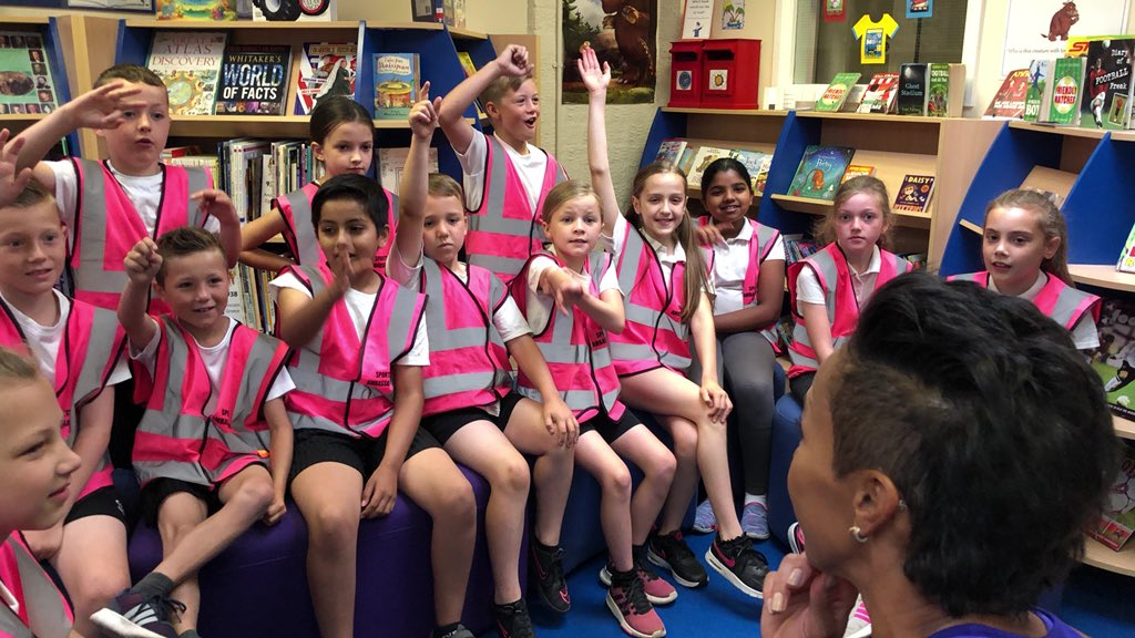 HolmeValleySch's tweet image. Then it was the chance for our sports ambassadors have a Q&amp;amp;A session with @damekellyholmes #JoinInJune 

Asking about her Olympic memories, how she got into running and what other sport she enjoys.