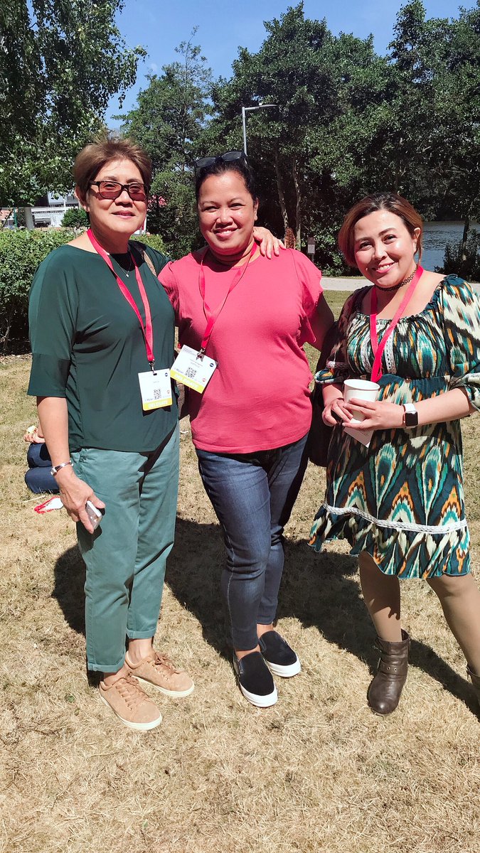 vickybabes813's tweet photo. Relaxing while having coffee. #PCRA2018 https://t.co/cqsHB7cCu0