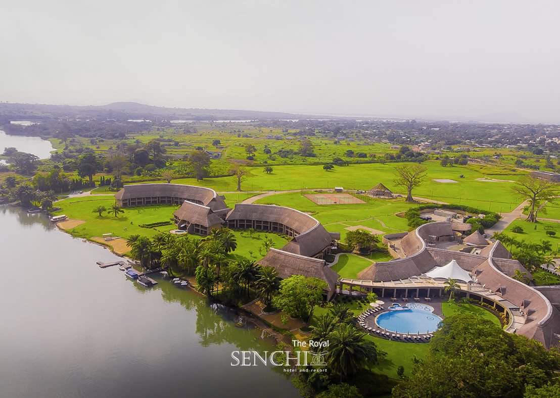 35 acres of nature and serenity, only about an hour and a half from the capital. Want more details? Send us a message, we will respond!