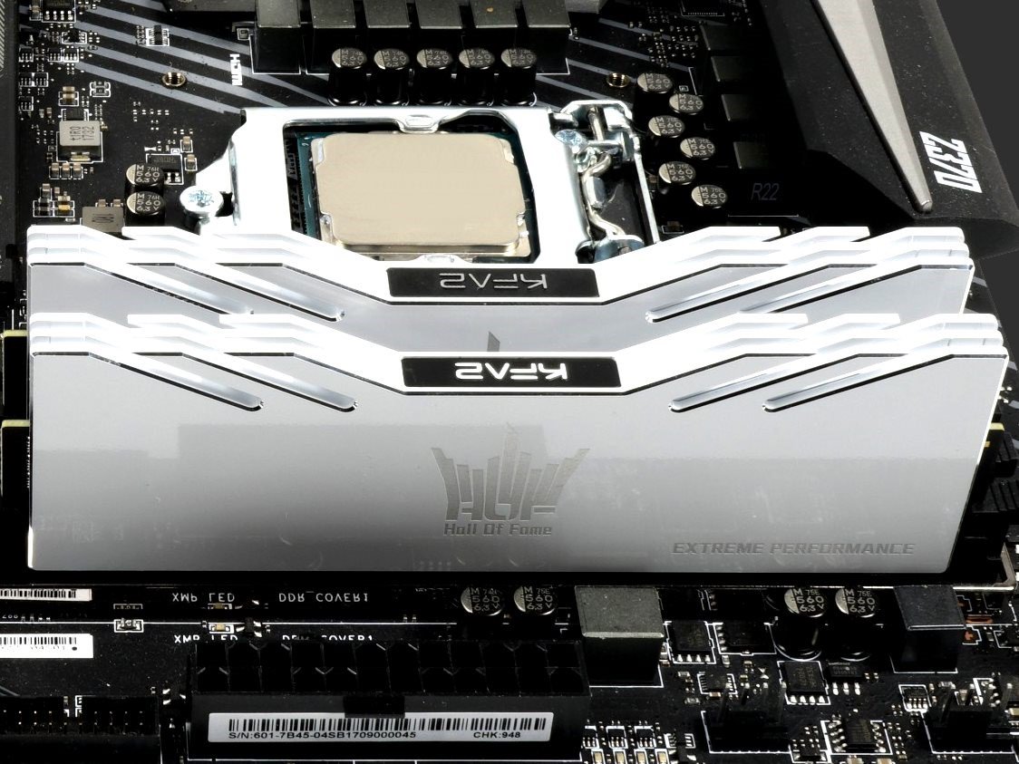 DRAM sur Ryzen : une galère ? De l'aide dans notre comparatif dlvr.it/QZXXlD