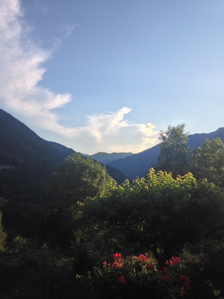 thisiscollec's tweet photo. this week we're working in the full mountain range of Andorra! https://t.co/J0A7z1Cemb