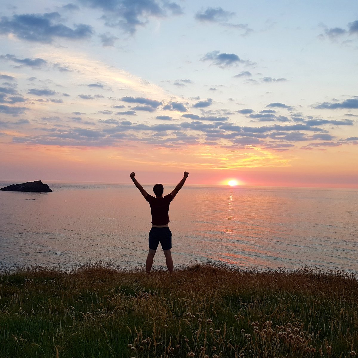 Got to love the summer!! #proventure #theoutdoorsisyours #grabthehammock