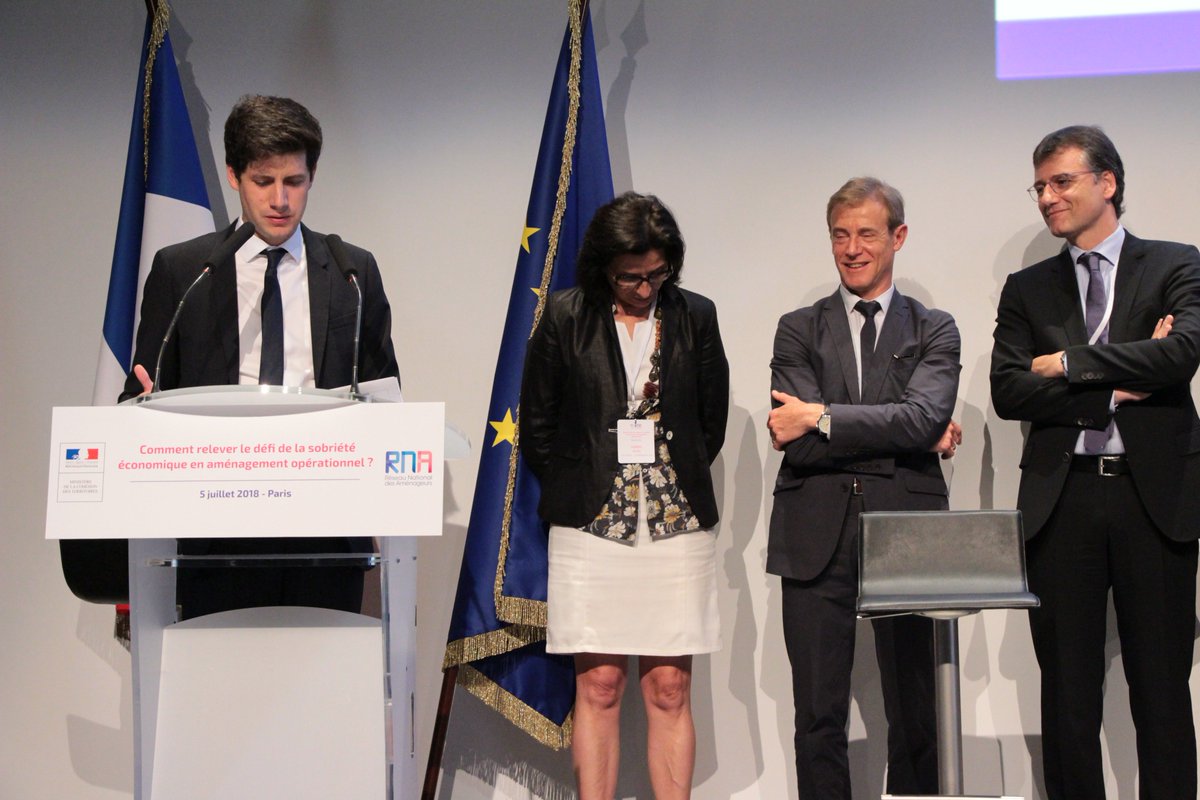 CeremaCom's tweet photo. Le #Cerema a contribué à l'organisation des Rencontres Nationales des Aménageurs, ce 5 juillet à Paris, avec la présence de Julien Denormandie, Secrétaire d'Etat auprès du ministre de la Cohésion des territoires #aménagement https://t.co/dShPqHxjtZ