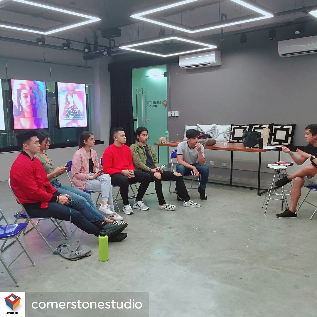 MrRaytArmiesOFC's tweet photo. Regrann from @cornerstonestudio - Cornerstone Artists Workshop with acting coach Dudz #Workshop #CornerstoneArtists #CornerstoneStudio #Cornerstone - #regrann https://t.co/Qc8rc13Pta