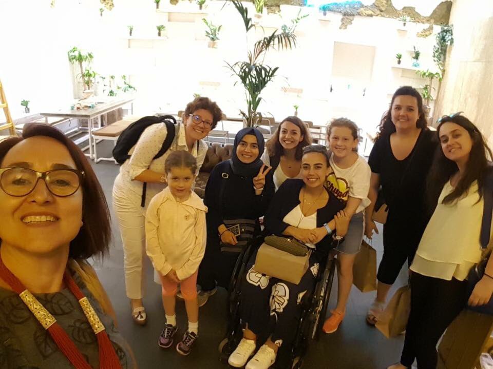DAdernegi's tweet photo. Dernek çalışmaları tam gaz sürerken Genç Renkler veda turlarına ve devir teslim törenlerine çıktı. Renkli Kampüs olarak değişimin yenileyici gücüne yürekten inanıyor ve 6.dönemi bekleyin diyoruz 😉 Heyecan dorukta 😍✌🏻 #renklikamps #dernekleşme #stk #siviltoplum #pluskitchen https://t.co/DYHBEPPgTZ