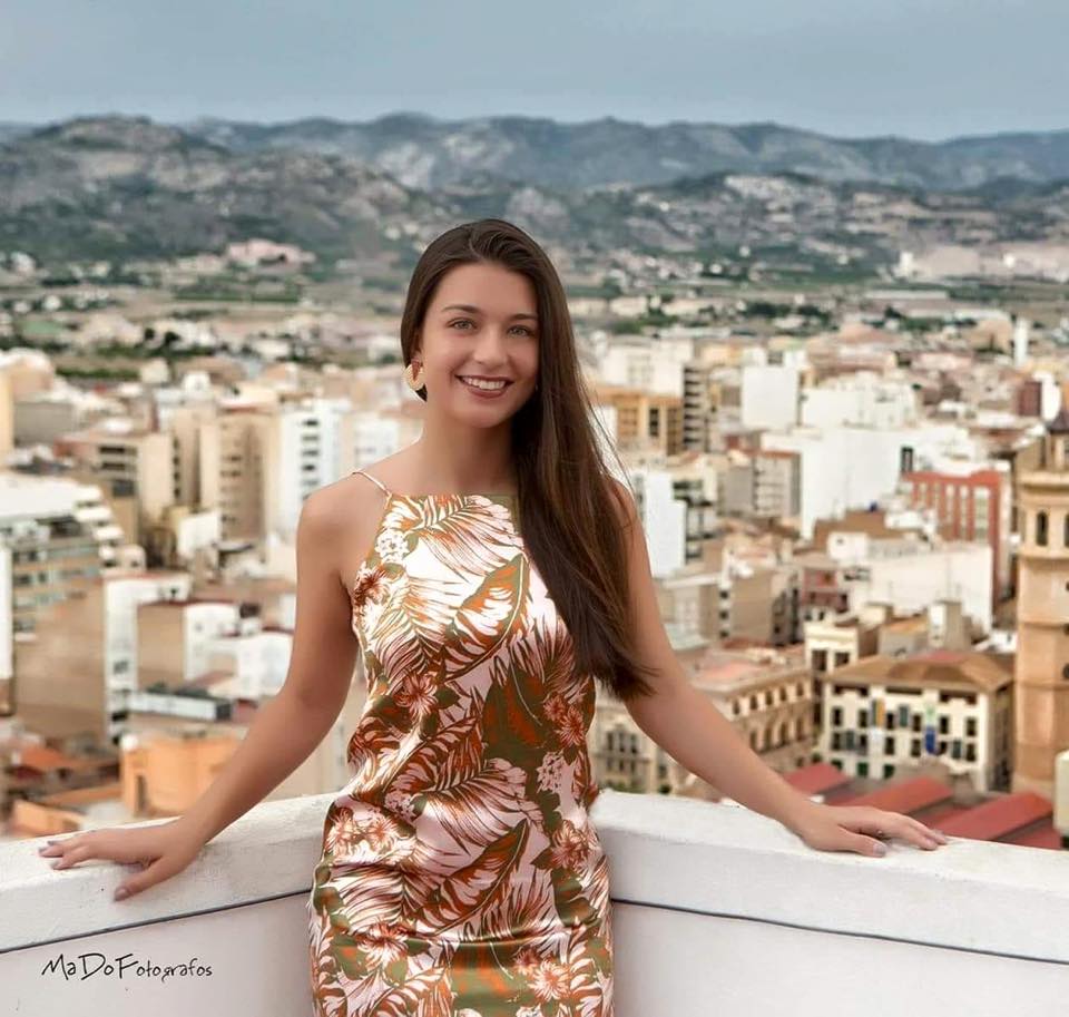 Andrea Sánchez Verchili representarà la figura de Na Violant d'Hongria  durant l'any 2019. L'enhorabona des del Patronat de Festes i molta sort.