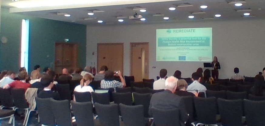 geoENV2018's tweet photo. Tatiana Cocerva @tatiana_cocerva PhD student @QUBelfast is researching bio-accessibility via risk of soil ingestion of heavy metals in urban #Belfast. #GIS #Geostatistics &amp; #TellusNI geochemical data is central to her analysis #geoENV2018 #publichealth #contamination #healthrisks https://t.co/JHROXQvFz5