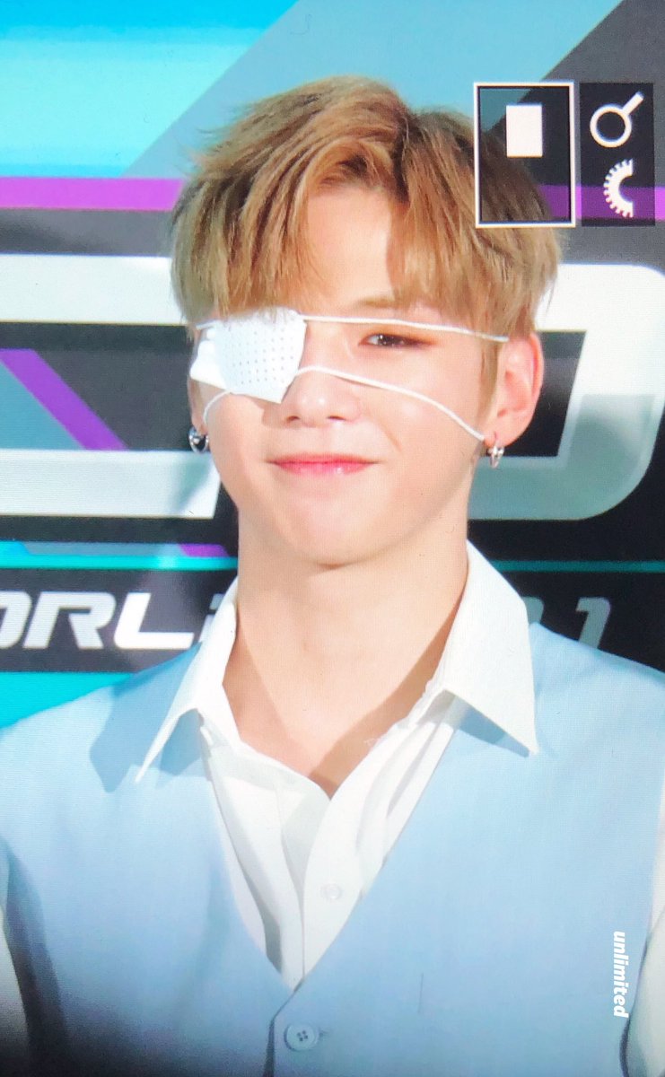 OOne0807's tweet photo. 강다니엘을 포함한 소속가수의 부상에 대해 피드백 부탁드리고 현재 어느정도의 치료를 받고 어느 상태인지 공식입장 내주시길 바랍니다. https://t.co/ZImC40YgyC