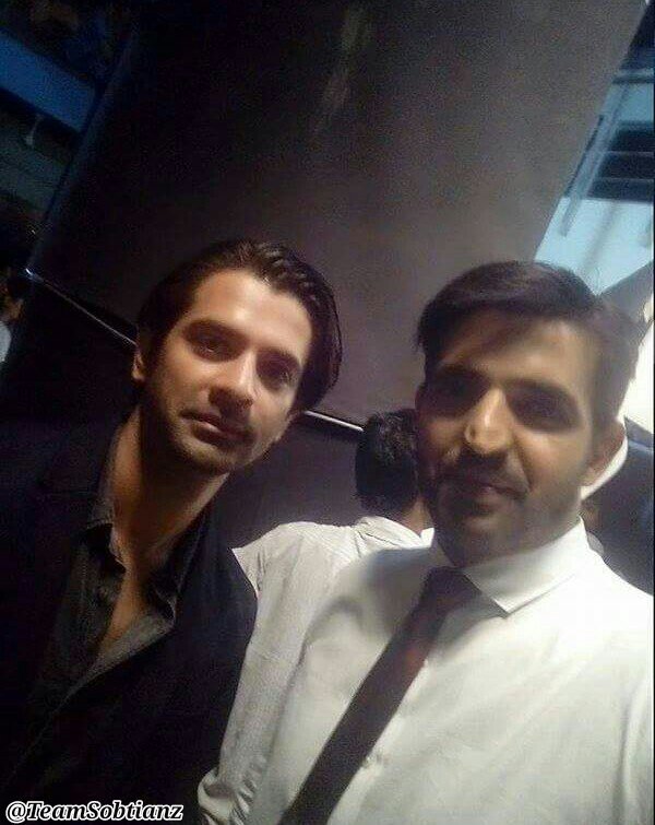 TeamSobtianz's tweet photo. Good afternoon
@BarunSobtiSays
#SobtianZ
#BarunSobti
#Barun2016
#BarunInTashkent https://t.co/8N3HAYODuI