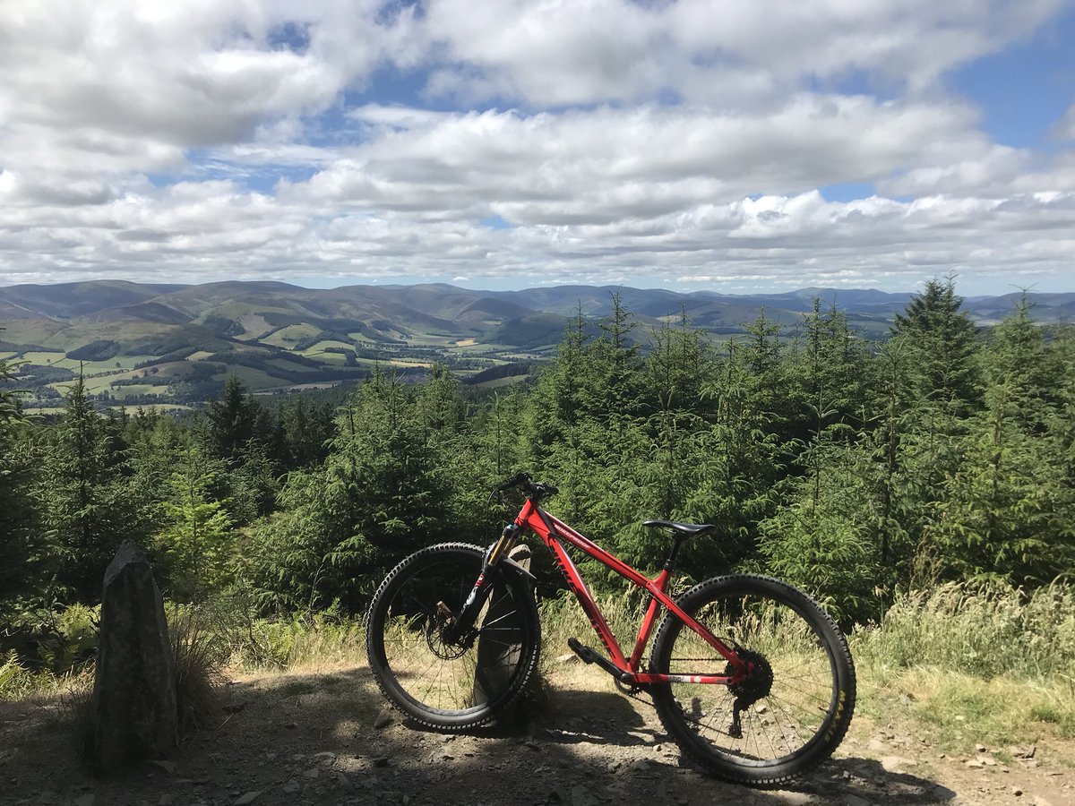 LauraNisbet's tweet photo. #LoveWhereYouLive #mtb #Glentress #ScottishBorders #dayoutwiththekids #mtbMums https://t.co/dojTuzEmRq