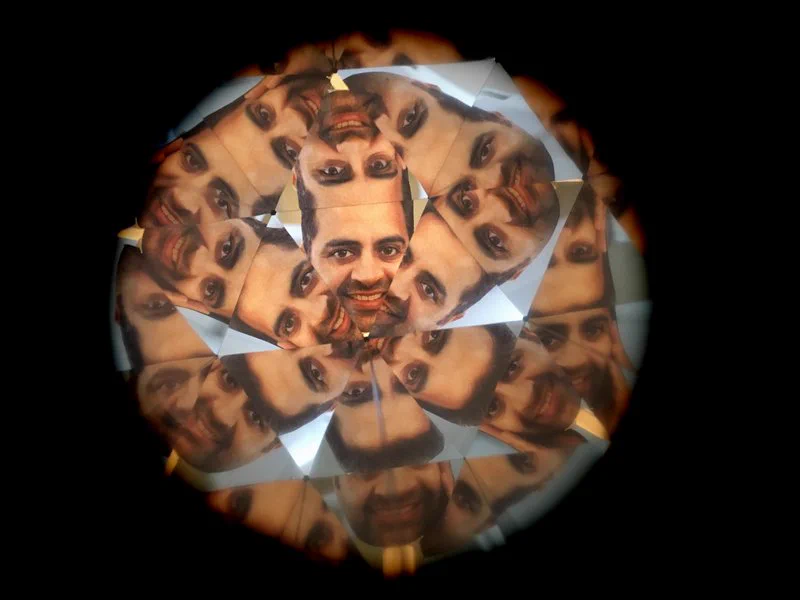 ドアに付いてる覗き窓が取れたので？万華鏡とフリー素材のインド人で応急処置した結果ｗｗｗ