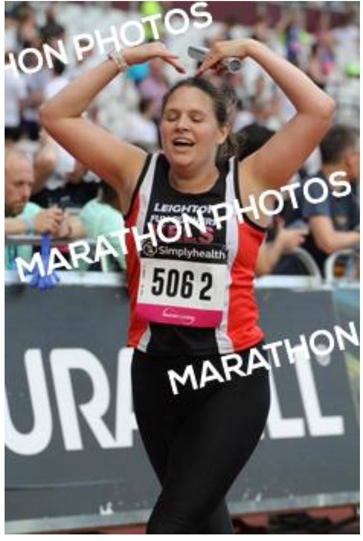 McGallKelly's tweet photo. Channelling my inner @Mo_Farah crossing the line at the @SimplyhealthUK #GreatTeamRelay #mobot #mcgallbot #lfrrocks @LeightonFunRun https://t.co/dkwos00165