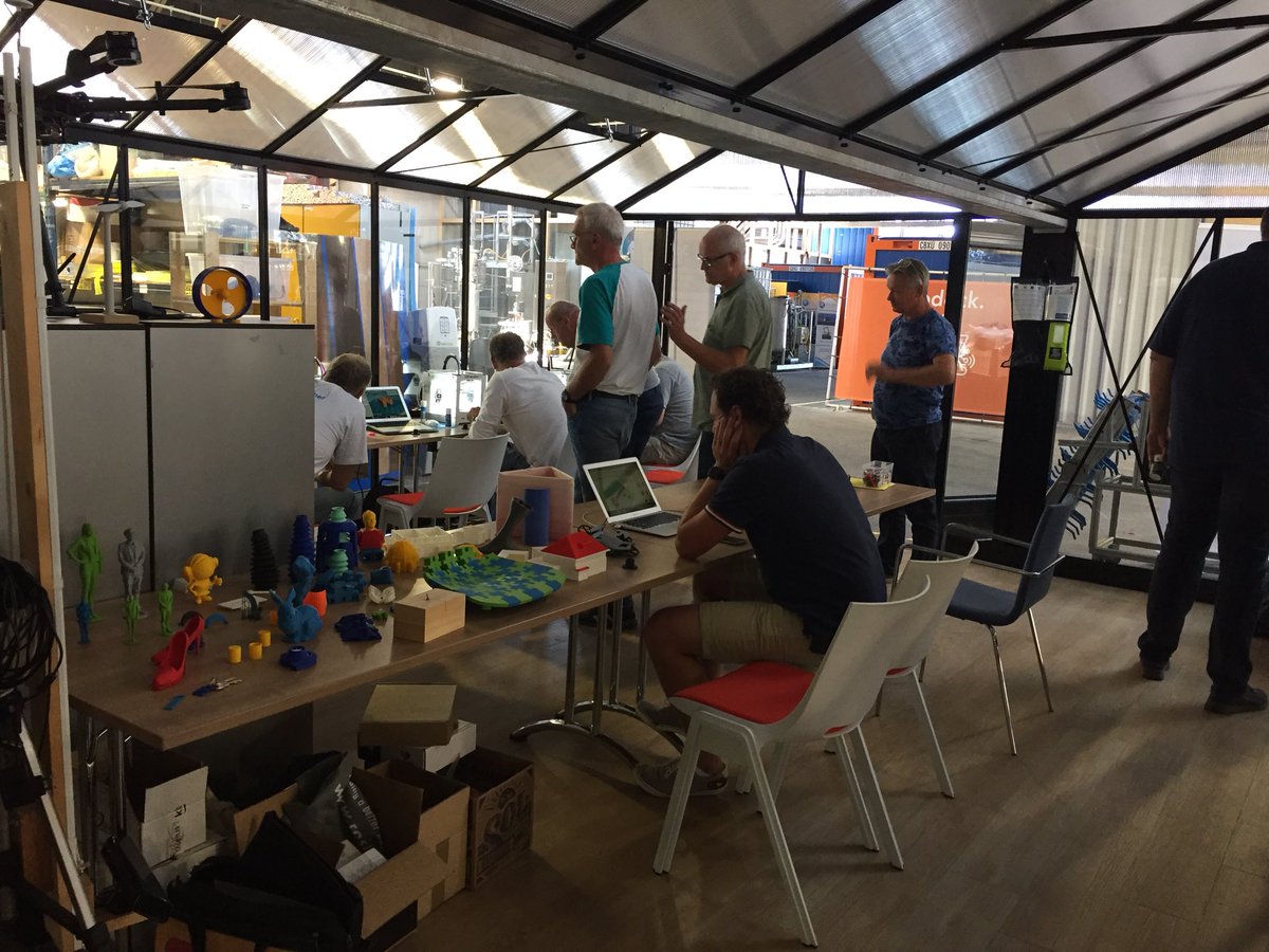 ProdockAdam's tweet image. Het printen is begonnen! @ProdockAdam