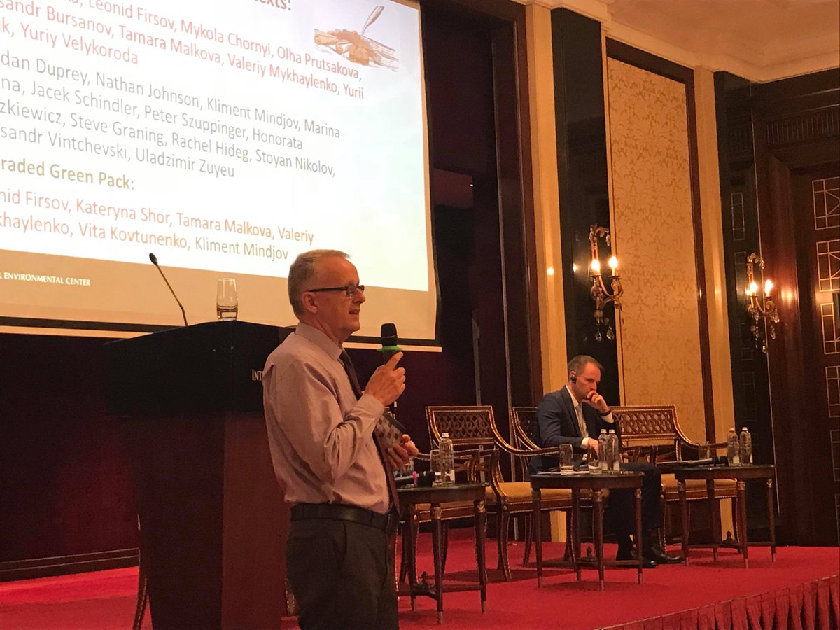 LinkUkraine's tweet photo. Discussing the @LinkUkraine results with Ukrainian municipalities, CSOs, experts, through panel discussions on action-planning and energy efficiency and renewable energy projects, at the Conference "Communities Moving Forward" by @RECstream, supported by @NorwayMFA https://t.co/sJUXXmhdej