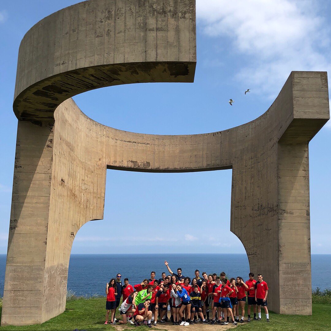 Jornada diferente en el <a href="/REntrerriosCamp/">Campus R.Entrerríos</a> disfrutando del balonmano y de Gijón #campusraulentrerrios Todas las fotos en m.facebook.com/raulentrerrios…