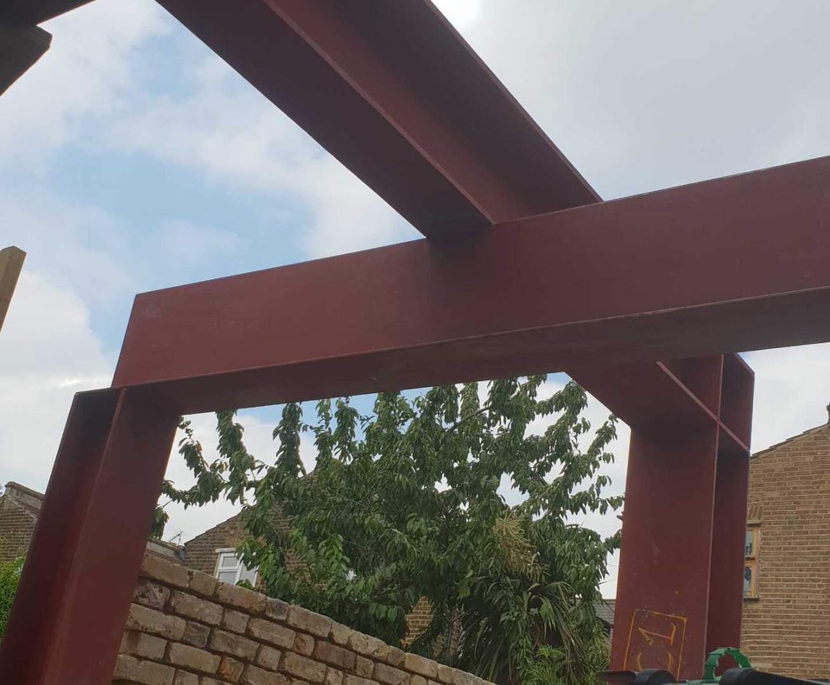 Ingenious_const's tweet photo. Big exposed steelwork taking shape https://t.co/8ZPQlmBuGV