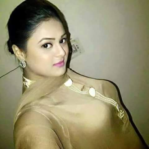 MaholDesk's tweet photo. Hi...Auntys https://t.co/gIJEV6nDgA