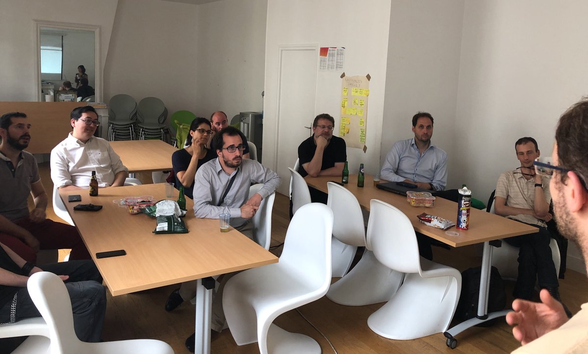ArollaFr's tweet image. Alexia nous présente ce soir #codescene de @AdamTornhill ! Ou comment explorer son code comme un #profiler !