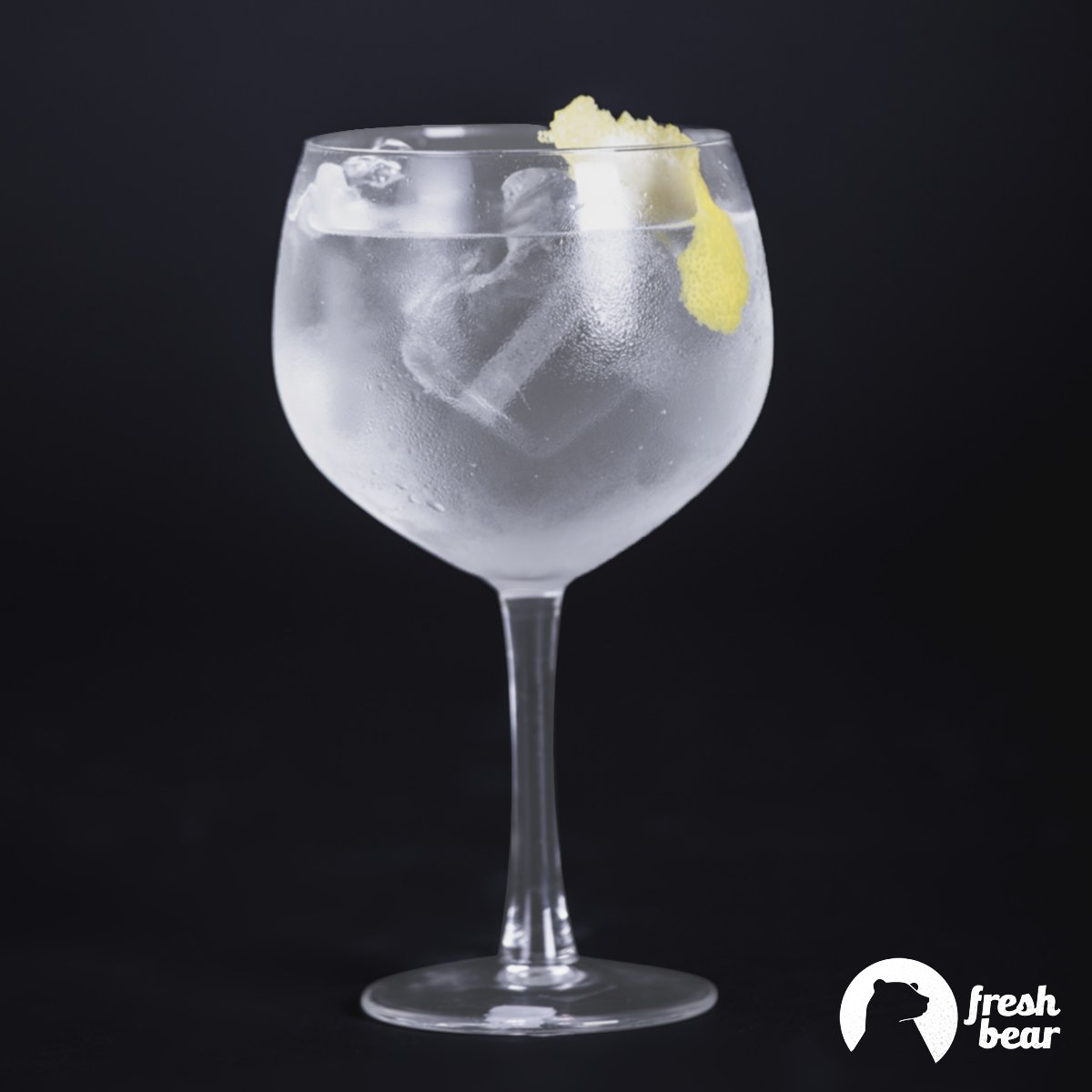 CoposLouca's tweet image. 🍸 Copos de gin é com a Freshbear! 🍸 Copos para cocktails e festas aqui ▶️ bit.ly/2yzfl5h

#copodegin #cocktails #gin