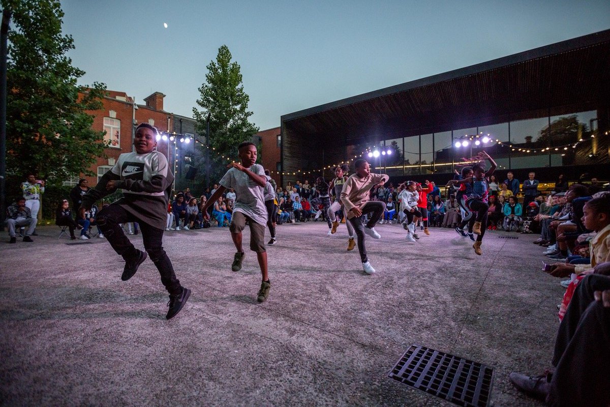 LIFTfestival's tweet photo. #LIFTReflects 14 - SESSION, one of our #TottenhamOriginals, saw the young dancers of @STEPPAZs join forces with @EmpireSounds1 in an exhilarating night of live music and dance @StillHouseLive @maykithappen @BGACentre 
📷: Paul Blakemore https://t.co/21rZ3RYDNV