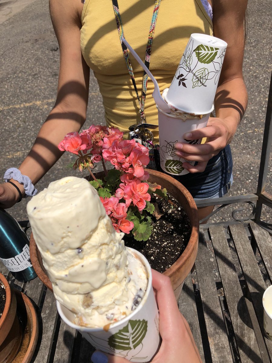 MaddieSieben's tweet photo. downtown stillwater adventures 🌞 https://t.co/aO3p30a8GL