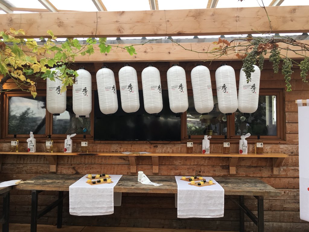 AloiaDolores's tweet image. Kampai ! Un petit coin japonais perché jusqu’au 15 juillet pour vivre un #TOKITIME en dégustant un #SUNTORYWHISkY