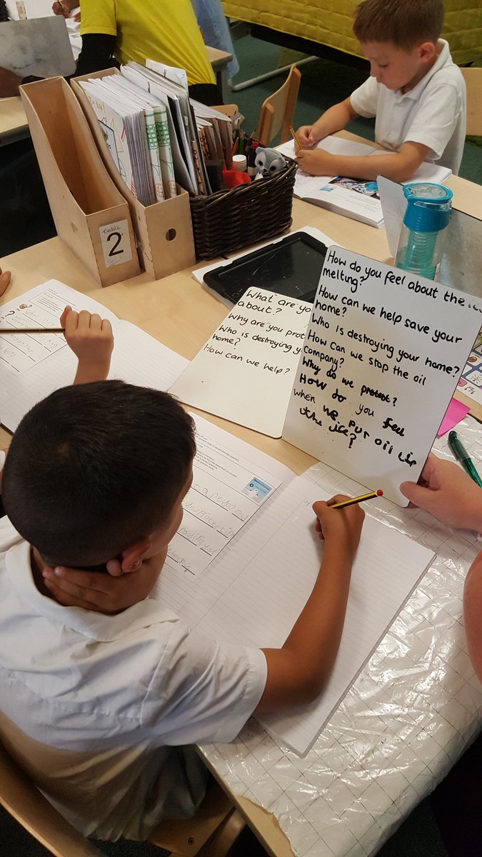 Hazel@Foxfield tweet media