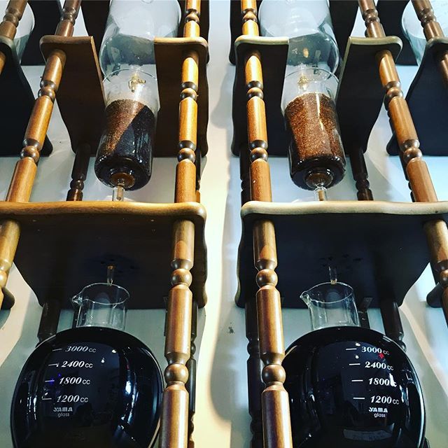 haroldscoffee's tweet photo. Nice photo!! @whoisbritt Cold brew cult. #coffee #coffesnob #repost #haroldscoffee #haroldscoffeelounge #morethancoffee #coldbrew #coldbrewcoffee #coldbrewtea #coldbrewed #coldbrewjogja #coldbrewcoffeeaddict #coldbrewcoffeemaker #coldbrewcoffferecipes #c… https://t.co/MLtKtQzDOy https://t.co/P4MoJuoZTq