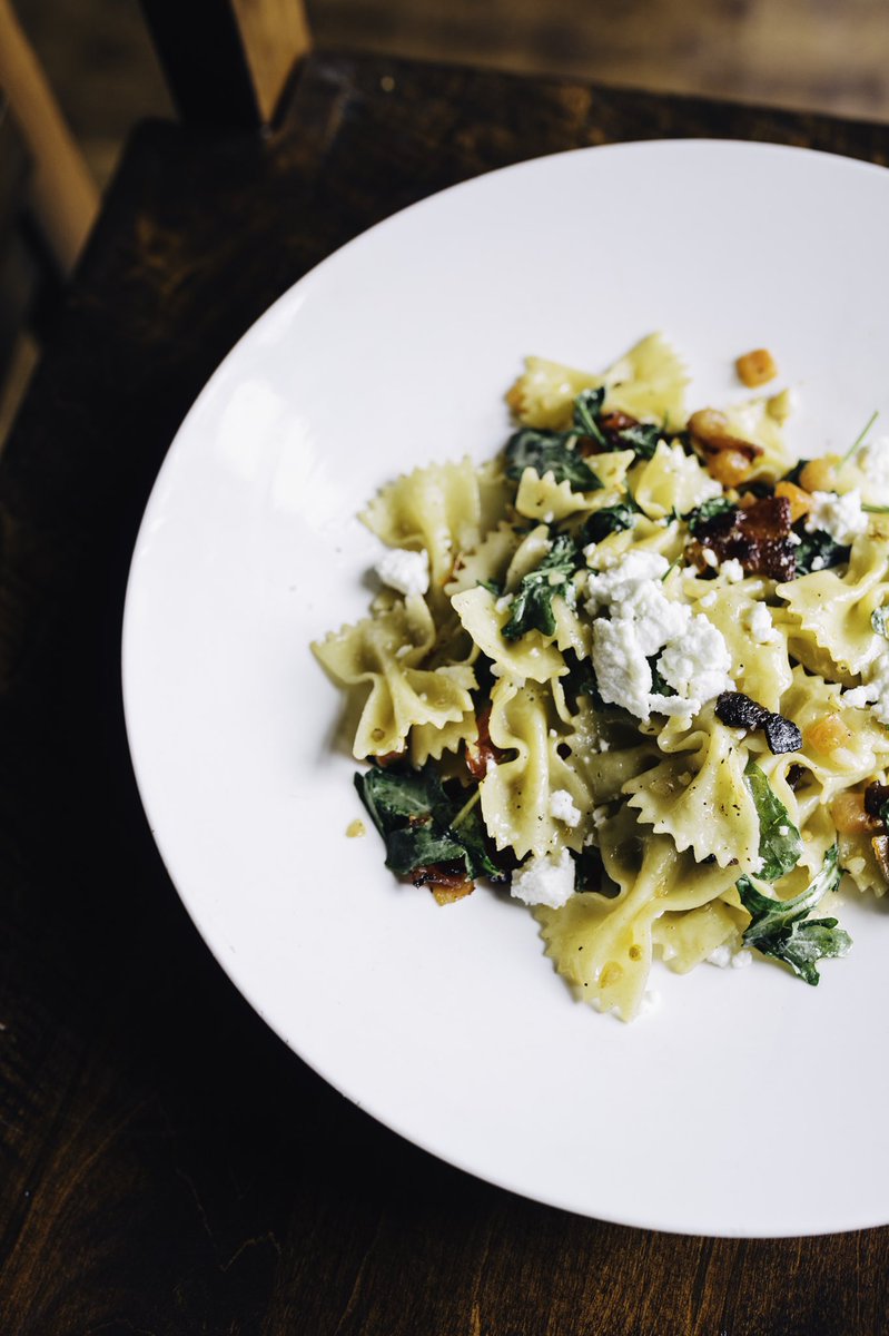 FishbonesBar's tweet image. In the mood for pasta for lunch? Come try our seafood farfalle with shrimp, scallops, garlic, mushrooms, arugula, green onions, rich tomato sauce, and parmesan cheese!