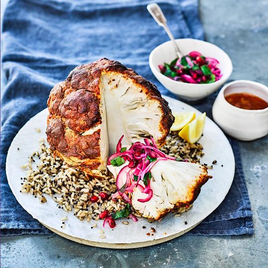 This Tikka-spiced cauliflower makes a great summer #veggie showstopper 😎😎😎bit.ly/2tUtWna